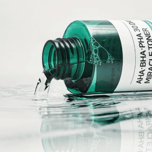 تونر ضد جوش اکسیس وای [پاک کننده ملایم پوست حساس] اورجینال نمای نزدیک