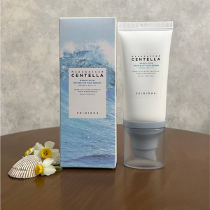 کرم ضد آفتاب بدون رنگ سنتلا spf50 مدل 1004 باکارتن1