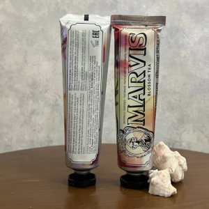 خمیر دندان چای شکوفه مارویس Marvis Blossom Tea نمای باز